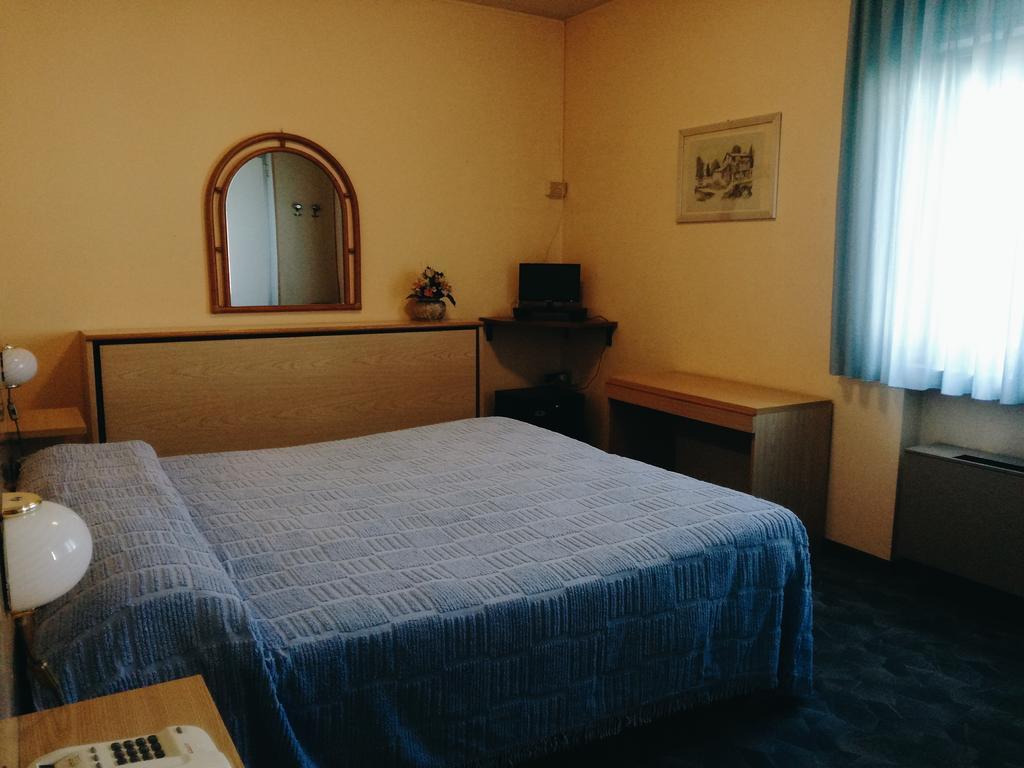 Hotel Astoria ألتوباشو المظهر الخارجي الصورة